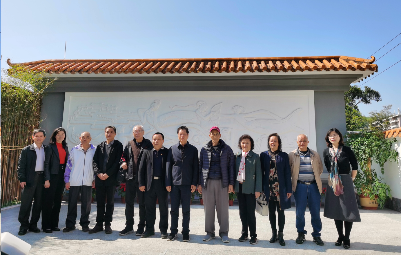 新春送祝福 关爱一向步——K8凯发发展节前慰问退休员工系列活动